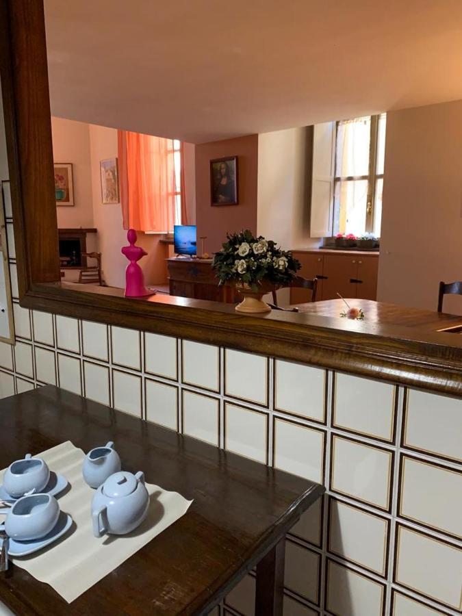 Appartamento Central Palace 斯波莱托 外观 照片
